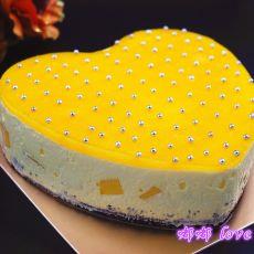 奥利奥8寸芒果镜面慕斯蛋糕